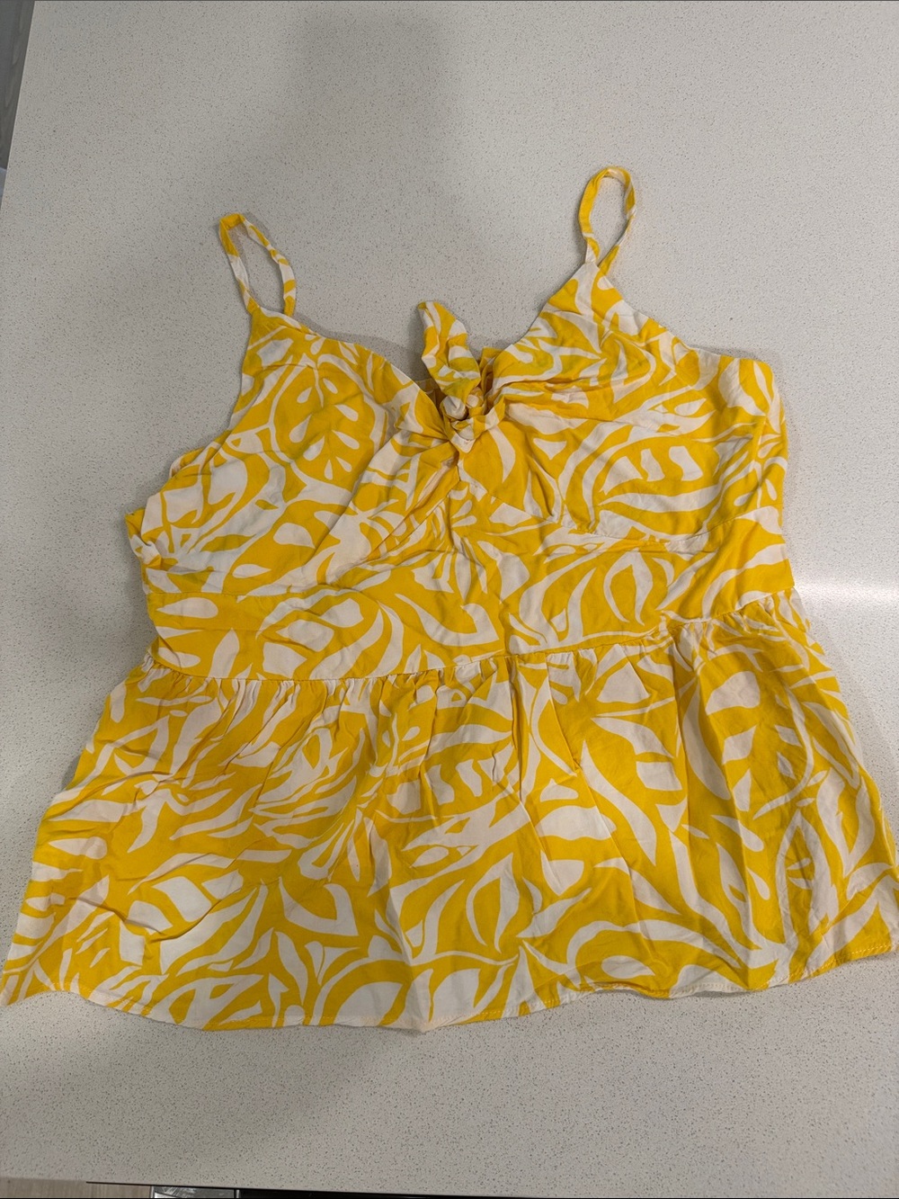 Xhilaration Yellow and White Leaf-Print Tie-Front Cami